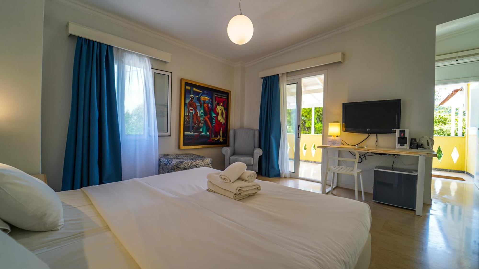 Cape North West Hotel Parga Ngoại thất bức ảnh