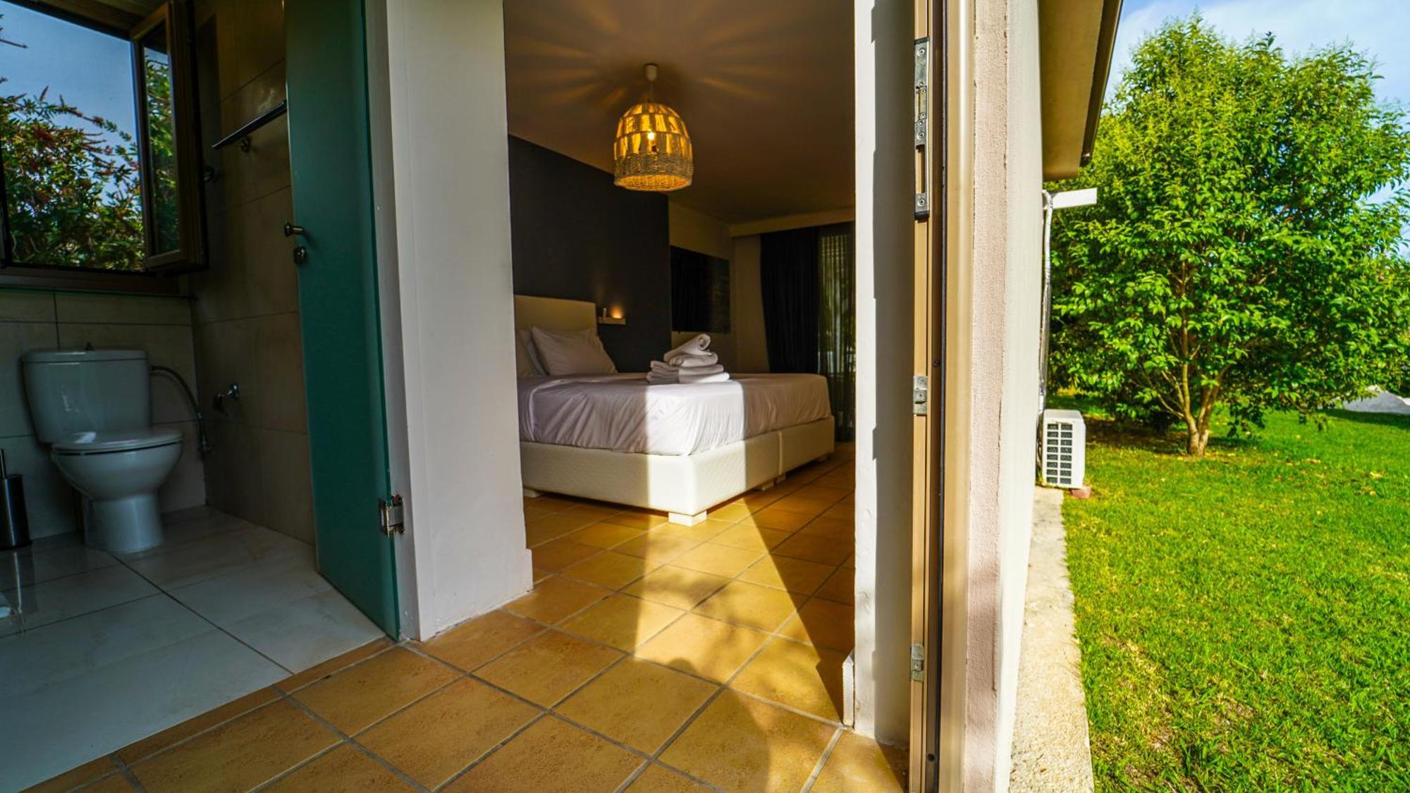 Cape North West Hotel Parga Ngoại thất bức ảnh